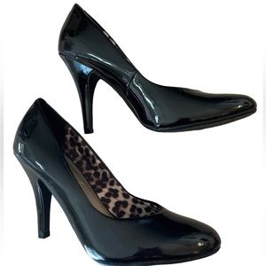 Fergalicious Fergie Women’s Size 6 Heels Sammi Faux Black Patent Leather Shoes